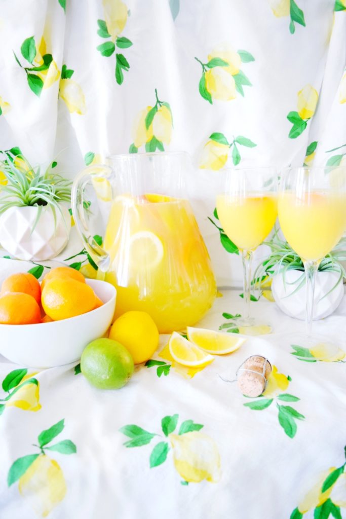 Best. Mimosas. Ever. 3 Recipes for Mother's Day Brunch Best. Mimosas. Ever. Mango Mama Mimosa AKA Mom-osa Momosa Mother's Day Brunch Recipes What to Make for Mother's Day Mouth Watering Mimosas Swoon Worthy Mimosas