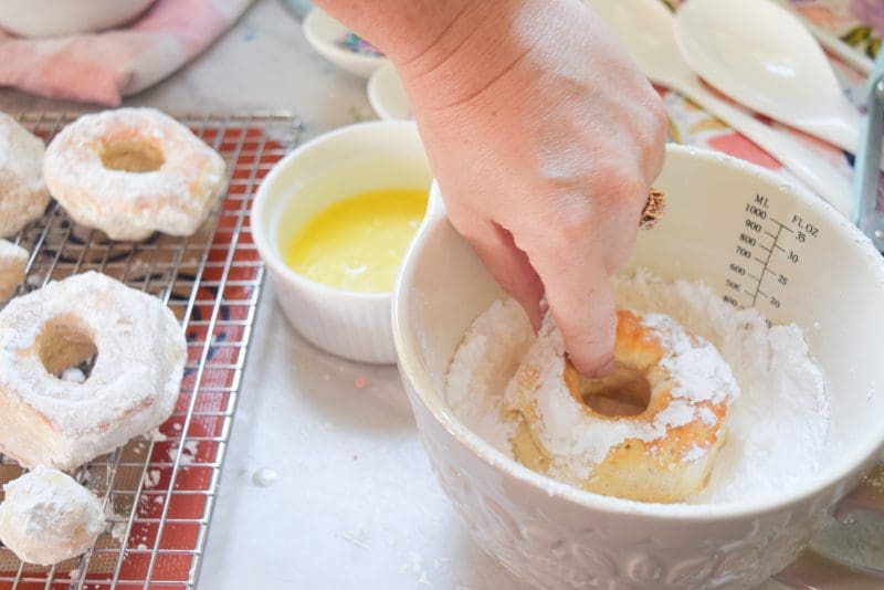 biscuit donuts powdered sugar