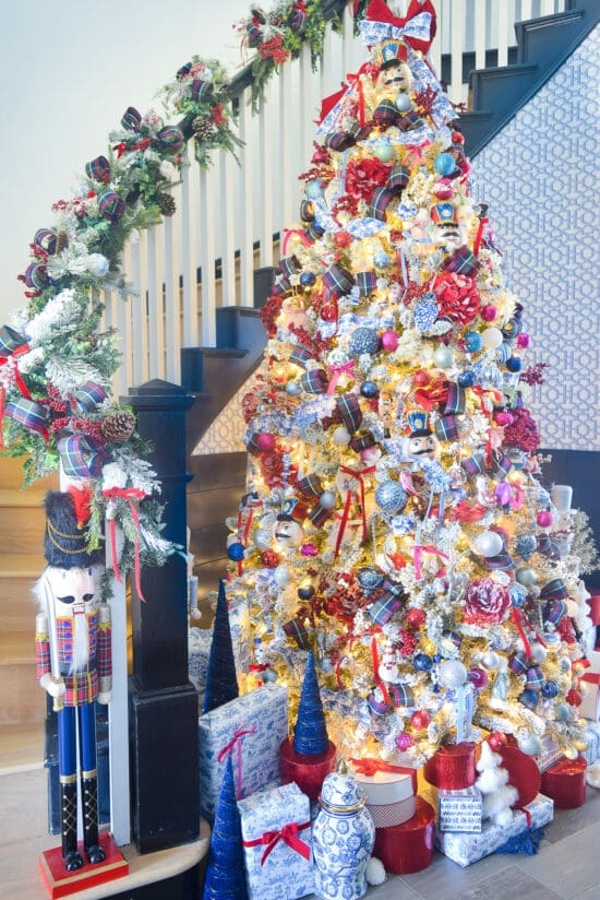 Step-by-Step Guide to Decorating Your Tree with Chinoiserie Decorations