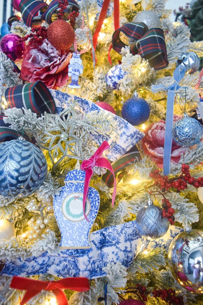 blue and white chinoiserie christmas tree ornaments 